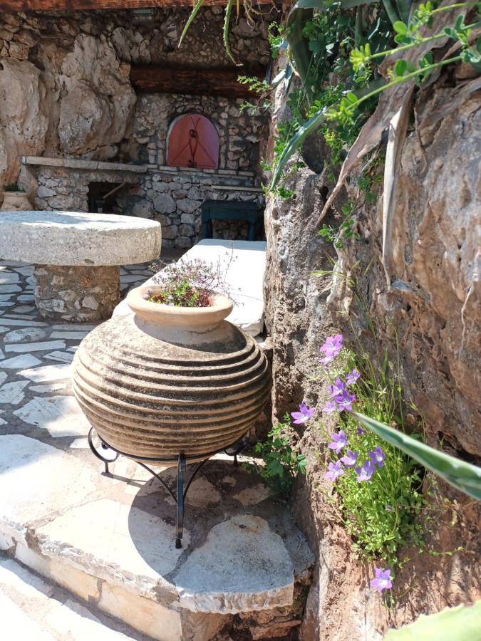 Aphrodite'S Maisonette On Corfu Island 바바티 외부 사진
